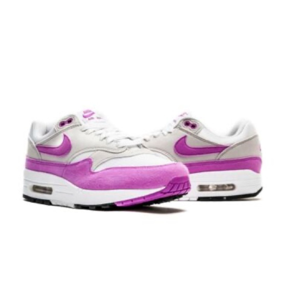 Brand new Nike air max 1 women's pink/white